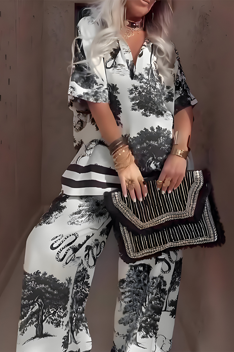 Mila™ | Bedrukte V-hals top met lange broek