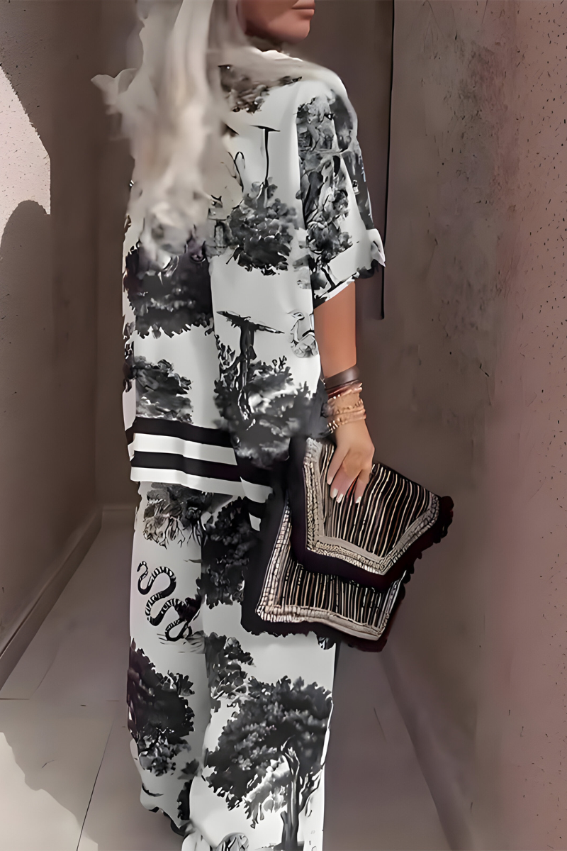 Mila™ | Bedrukte V-hals top met lange broek