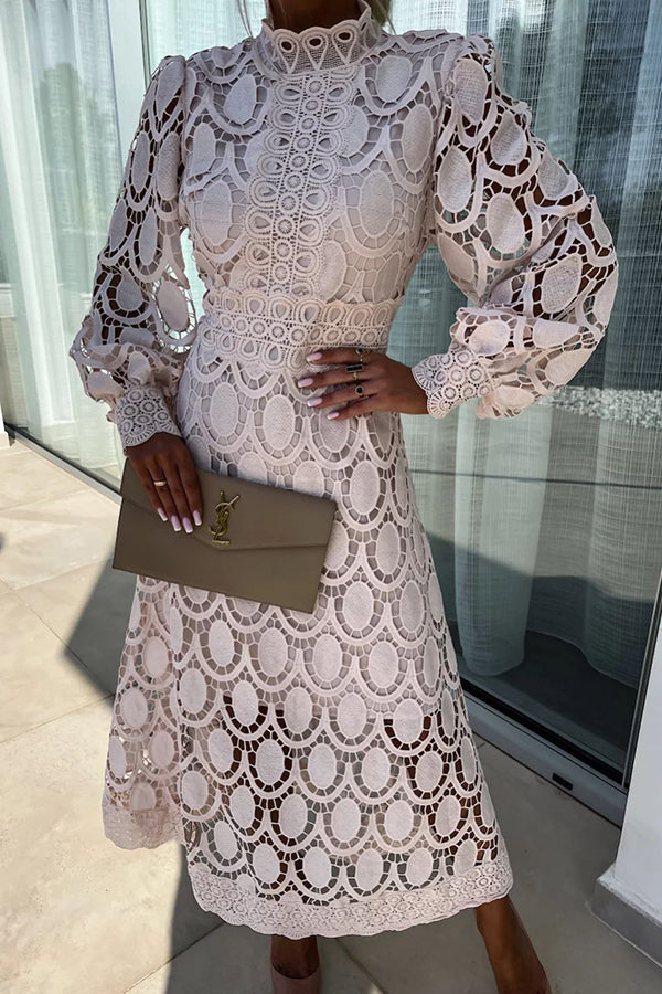 Juul™ | Stijlvolle Midi-jurk van Luxe Kant