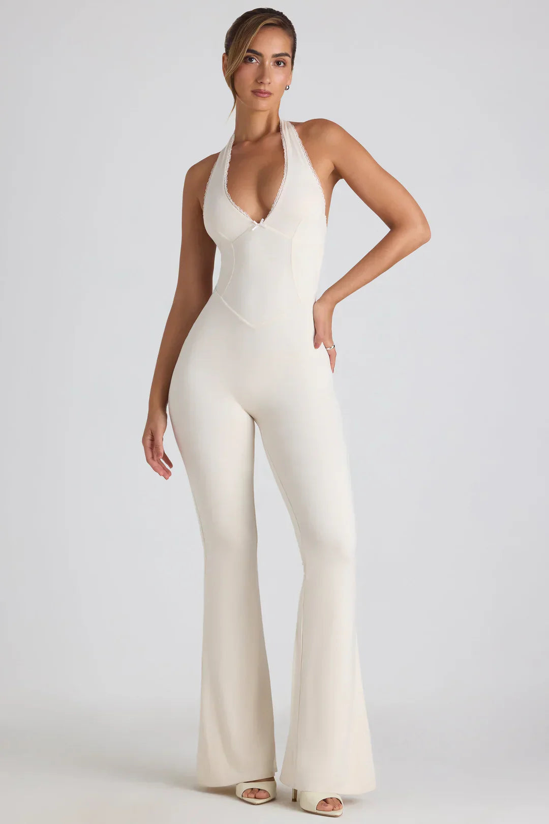 Aylin™ | Elegante Uitlopende Jumpsuit
