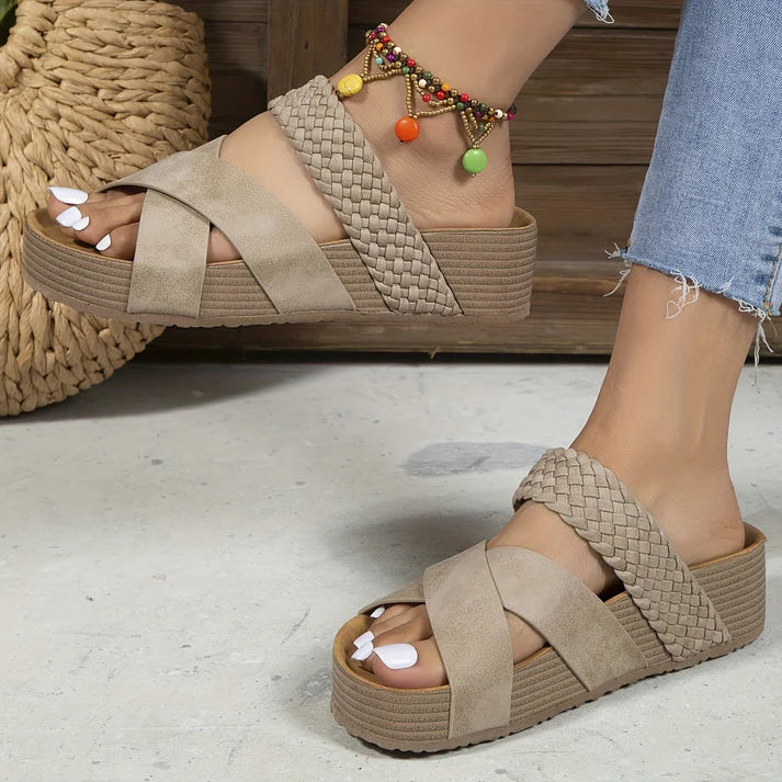 Isis™ | Comfortabele Sleehak Sandalen
